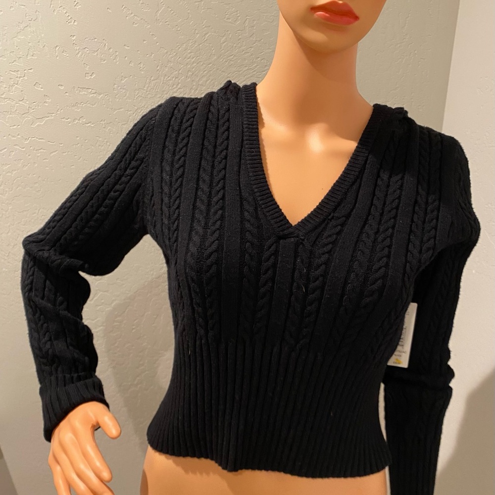 Justify Sweater Black V-Neck Cable Knit Top Size Large NWT